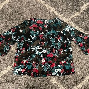 Elle Plus Blouse Women's Size XXL Black Floral Sheer Bell Sleeve
